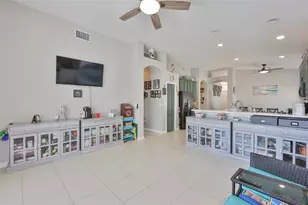 5223 Clover Mist Dr, Apollo Beach, FL 33572 - Photo 15