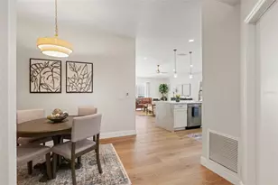 10221 N Woodmere Rd, Tampa, FL 33617 - Photo 9