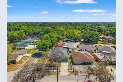 10221 N Woodmere Road, Tampa, FL 33617 - Photo 39