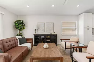 10221 N Woodmere Rd, Tampa, FL 33617 - Photo 17