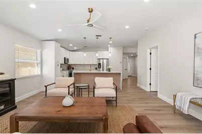 10221 N Woodmere Road, Tampa, FL 33617 - Photo 19