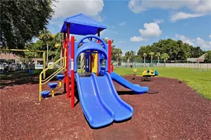 1211 Dew Bloom Rd, Brandon, FL 33511 - Photo 25