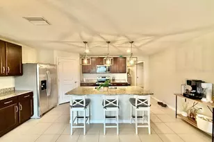 1026 Golden Shiner Ave, Ruskin, FL 33570 - Photo 7