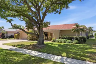 2138 Egret Dr, Clearwater, FL 33764 - Photo 3