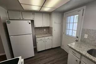 2501 Renatta Dr, Belleair Bluffs, FL 33770 - Photo 7