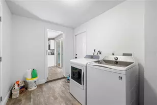 601 Dewolf Rd, Brandon, FL 33511 - Photo 33