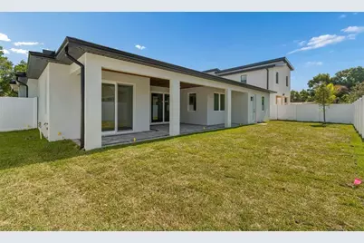 1810 W Erna Drive, Tampa, FL 33603 - Photo 47