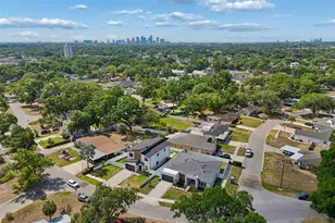 1810 W Erna Dr, Tampa, FL 33603 - Photo 49