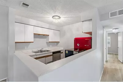 4335 Aegean Drive #136A, Tampa, FL 33611 - Photo 15