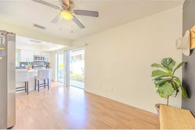 10002 Oakengate Place, Tampa, FL 33624 - Photo 7