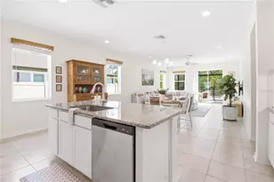 12622 Retreat Pl, Spring Hill, FL 34610 - Photo 11