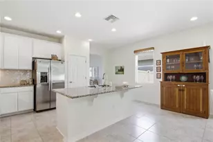 12622 Retreat Pl, Spring Hill, FL 34610 - Photo 9