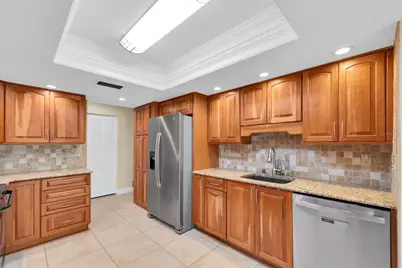 3392 Dumaine Court, Clearwater, FL 33761 - Photo 9