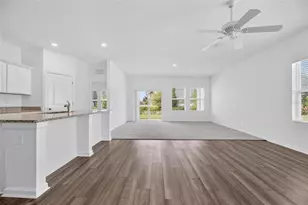 1363 Anchor Bend Dr, Ruskin, FL 33570 - Photo 7