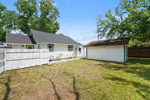 6385 31st St N, Saint Petersburg, FL 33702 - Photo 27