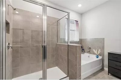 9845 Shoreline View Way, Wesley Chapel, FL 33545 - Photo 21