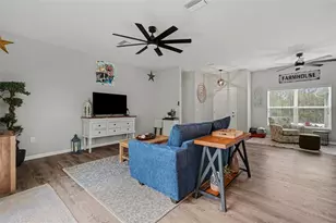 18020 Macassar Rd, Weeki Wachee, FL 34614 - Photo 9