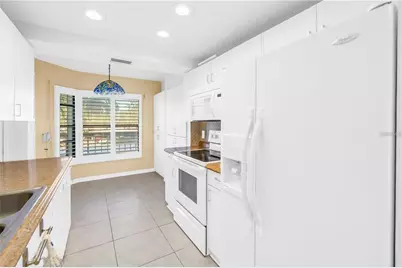 1320 Pasadena Avenue S #203, South Pasadena, FL 33707 - Photo 9