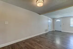 7144 Fairfax Dr, Port Richey, FL 34668 - Photo 11