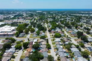 7144 Fairfax Dr, Port Richey, FL 34668 - Photo 51