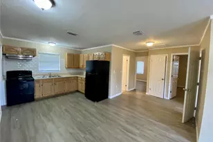 38313 Tucker Rd, Zephyrhills, FL 33542 - Photo 15