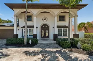 10127 Paradise Blvd, Treasure Island, FL 33706 - Photo 9