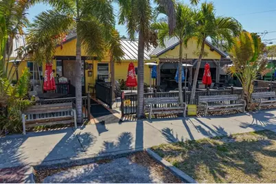 220 19th Street, Palm Harbor, FL 34683 - Photo 53