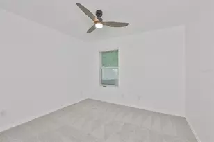 5461 Magdalene Wy, Zephyrhills, FL 33541 - Photo 9
