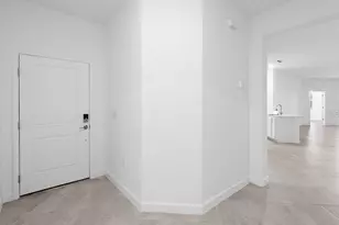 8529 Shr Lk Dr, Englewood, FL 34224 - Photo 3