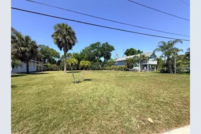 231 Lagoon Drive, Palm Harbor, FL 34683 - Photo 9
