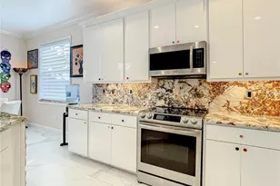 6818 Sombras Way, Land O Lakes, FL 34637 - Photo 9
