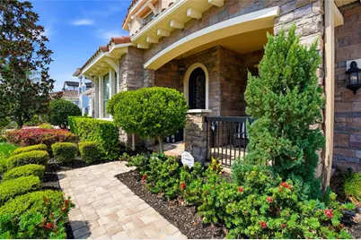 28555 Corbara Place, Wesley Chapel, FL 33543 - Photo 3