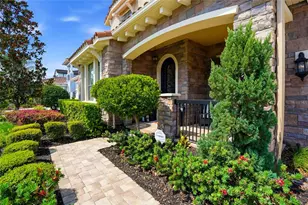 28555 Corbara Pl, Wesley Chapel, FL 33543 - Photo 3