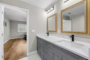 3301 W Ballast Point Blvd, Tampa, FL 33611 - Photo 19