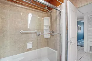 6127 4th Ave S, Saint Petersburg, FL 33707 - Photo 19