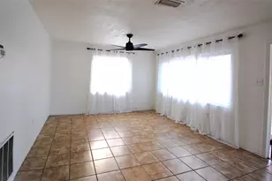 4317 70th Ave N, Pinellas Park, FL 33781 - Photo 3