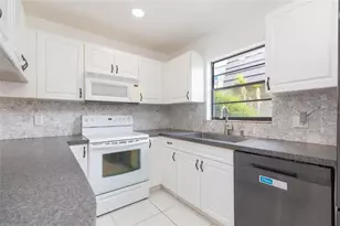 12738 Wood Trail Blvd, Tampa, FL 33625 - Photo 19
