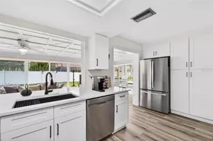 14362 93rd Ave, Seminole, FL 33776 - Photo 11