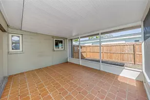 5744 17th Ave N, Saint Petersburg, FL 33710 - Photo 37