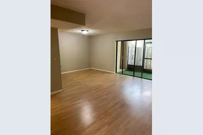 4873 Puritan Circle #2401, Tampa, FL 33617 - Photo 5