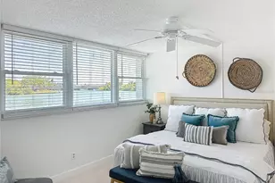 7425 Bay Island Dr S, South Pasadena, FL 33707 - Photo 15