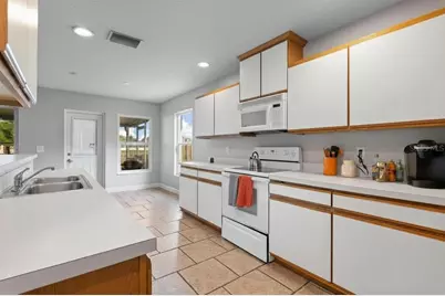 4234 Donnington Drive, Parrish, FL 34219 - Photo 9