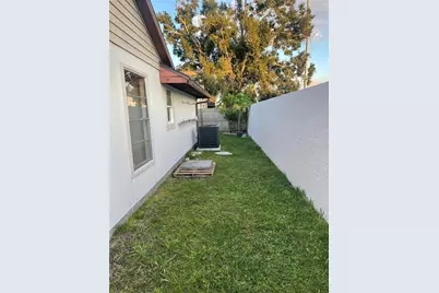 10813 Venice Circle, Tampa, FL 33635 - Photo 25