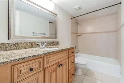 13618 Greenfield #305, Tampa, FL 33618 - Photo 29