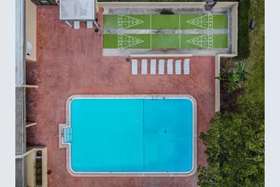 13618 Greenfield #305, Tampa, FL 33618 - Photo 35