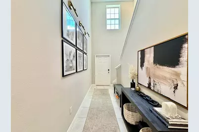 7309 Canterbury Bells Court, Tampa, FL 33619 - Photo 5