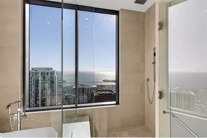 275 1st Avenue S #4202, Saint Petersburg, FL 33701 - Photo 37