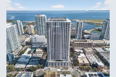 275 1st Avenue S #4202, Saint Petersburg, FL 33701 - Photo 1
