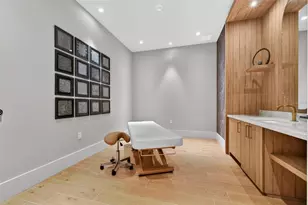 275 1st Ave S, Saint Petersburg, FL 33701 - Photo 65