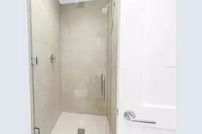 275 1st Ave S #1608, Saint Petersburg, FL 33701 - Photo 23
